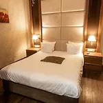 Hotel Grand Downtown