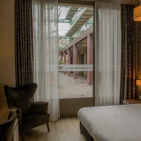 Hotel Grand Downtown