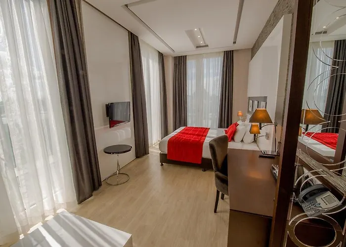 Grand Downtown Отель 4*