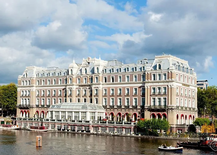 Отель Grand Downtown