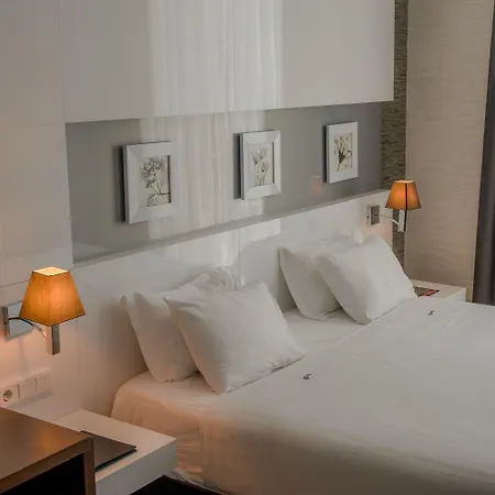 Hotel Grand Downtown