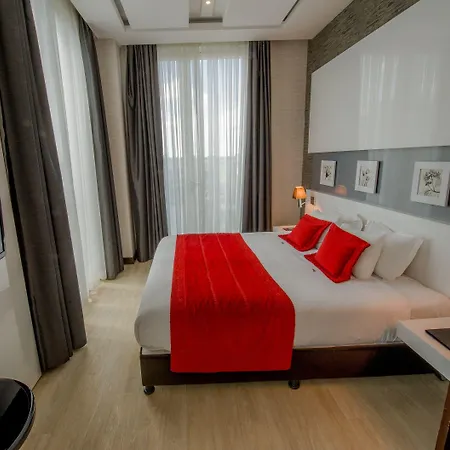 Grand Downtown Hotel