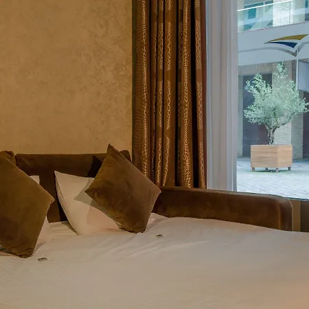 Grand Downtown Ξενοδοχείο 4*