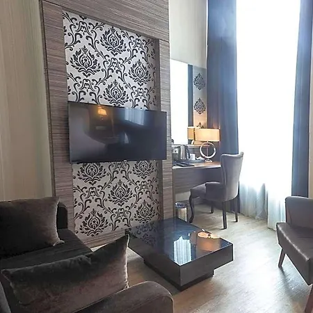 Grand Downtown Otel 4*