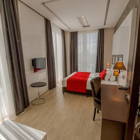 Grand Downtown Ξενοδοχείο 4*