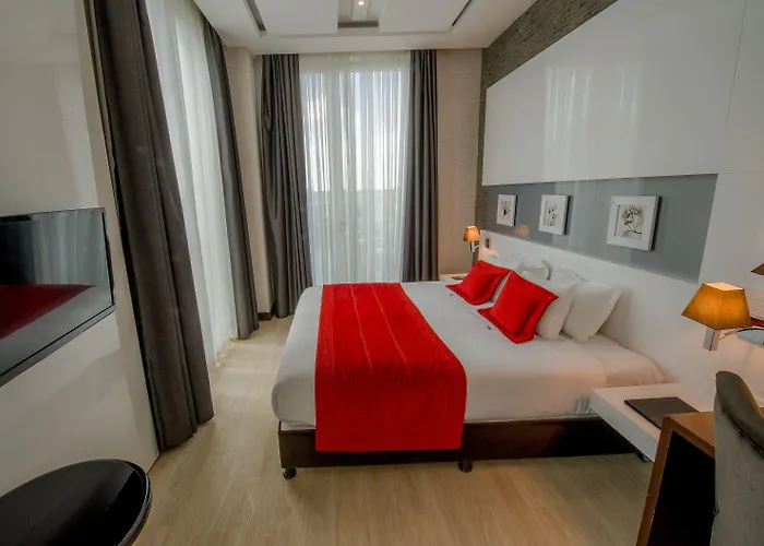 Grand Downtown Hotel