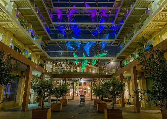 Hotel Grand Downtown 4*