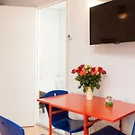Hotel Grand Downtown 4*